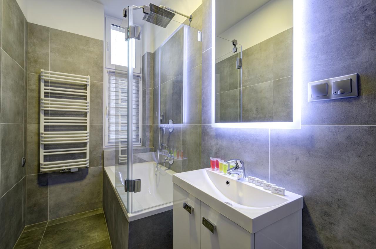 Dom & House - Apartments Podjazd Central Sopot Bagian luar foto
